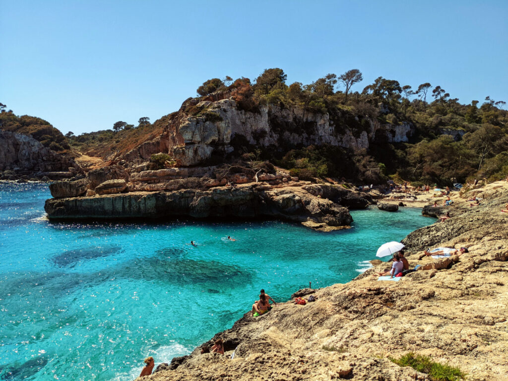 CALA S ALMUNIA