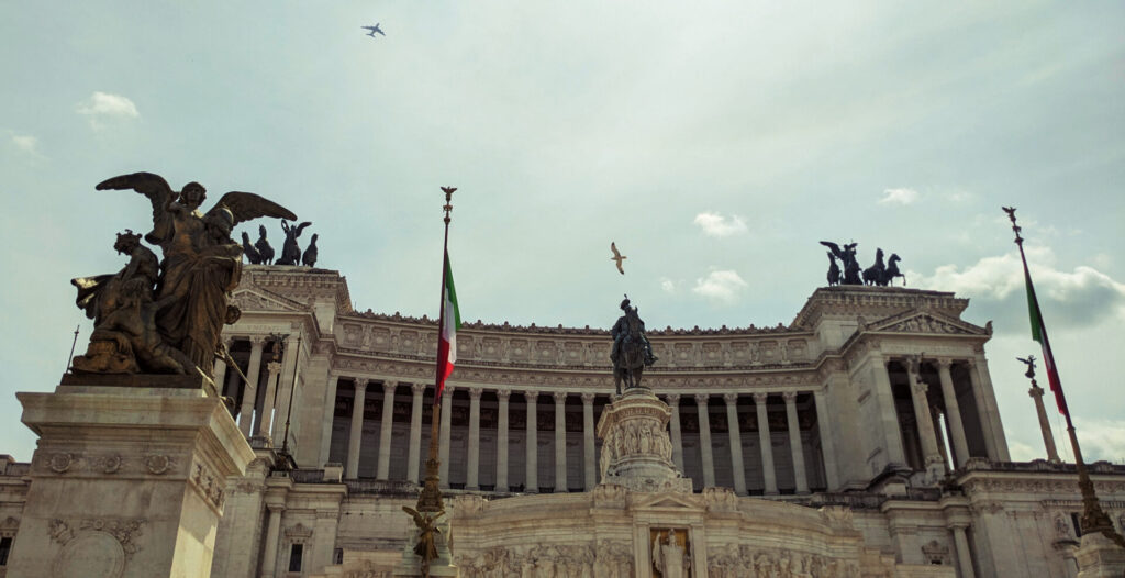 monument hommage au 1er roi d'Italie