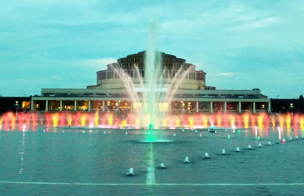 fontaine multimedia wroclaw