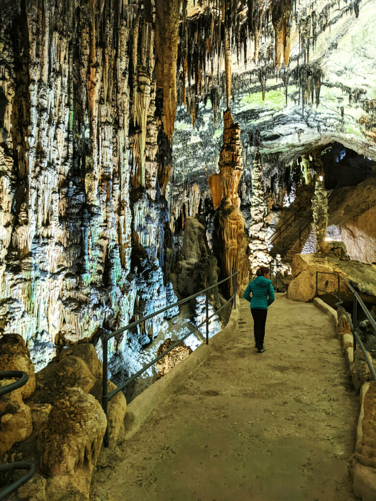 grottes d'arta