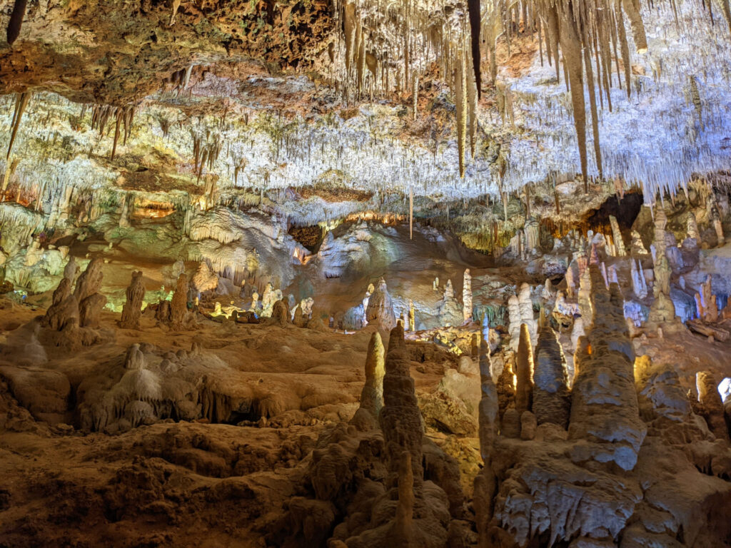 Grottes del Hams