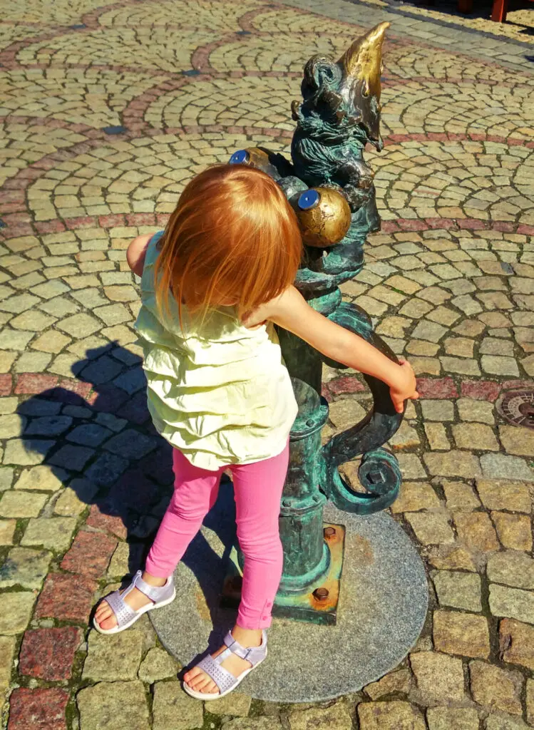 nain wroclaw
