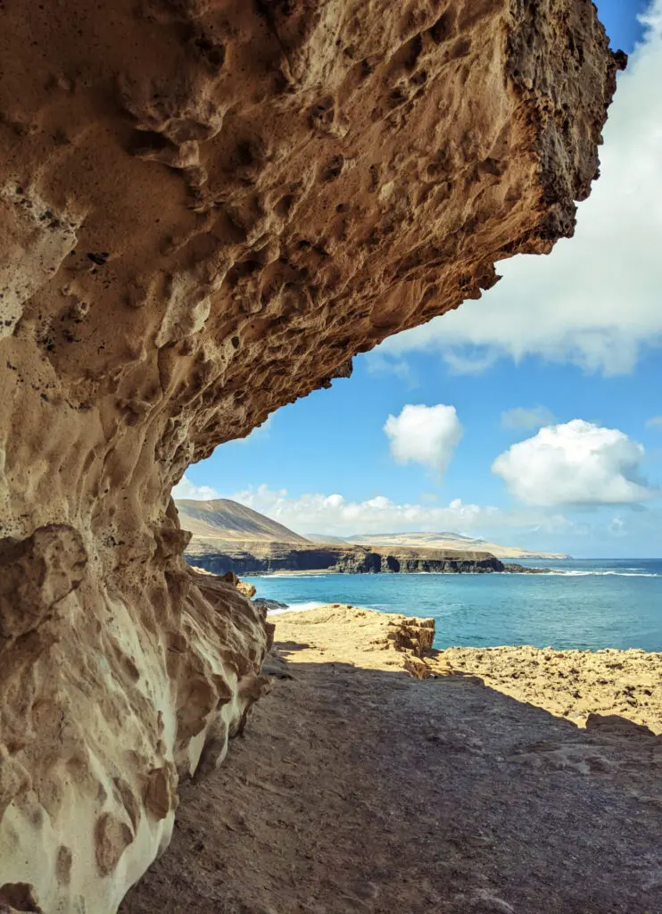 grottes d'Ajuy