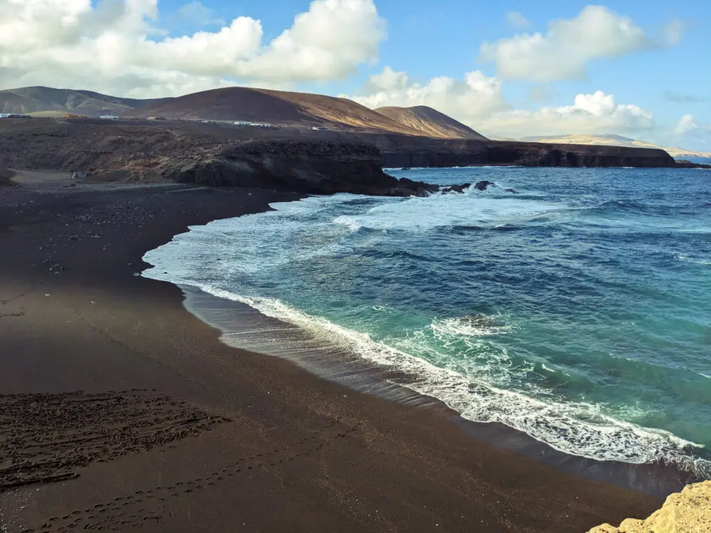 Plage volcanique d'Ajuy
