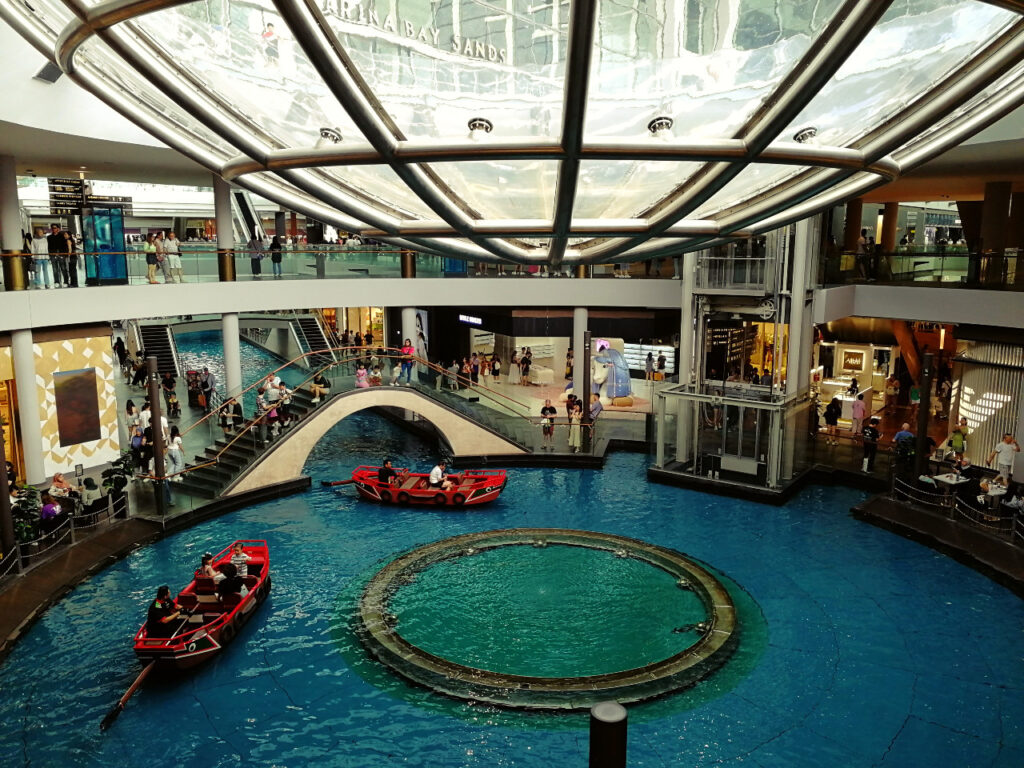 the shoppes marina bay sands