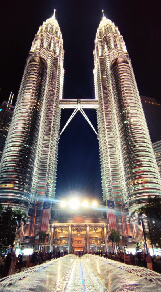 Tours Petronas